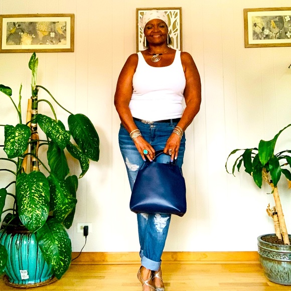 ✨Jessie & Jane” Blue Leather Bucket Handbag W/Detachable Strap & Dusk Bag - Picture 13 of 14